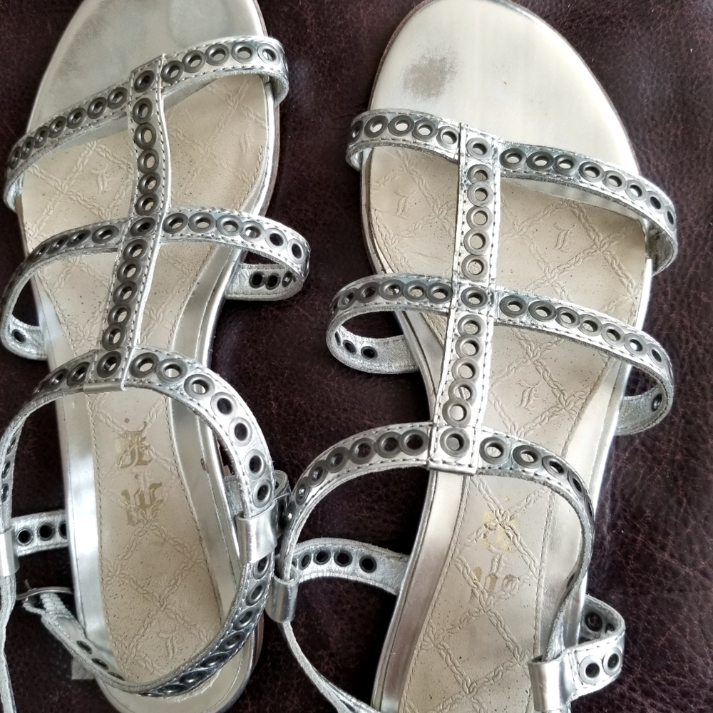 L.A.M.B. By Gwen Stefani silvereather sandals 8.5
